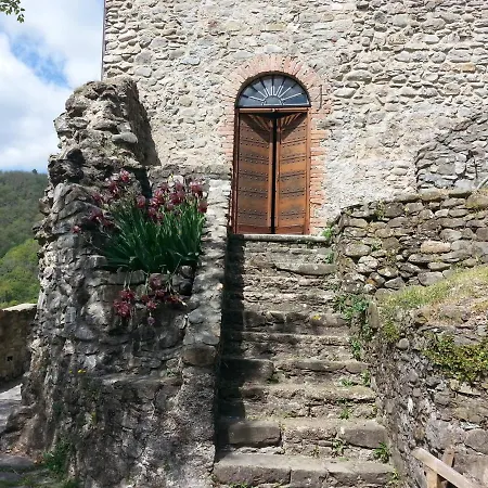 Castello Malaspina Di Frühstückspension Tresana