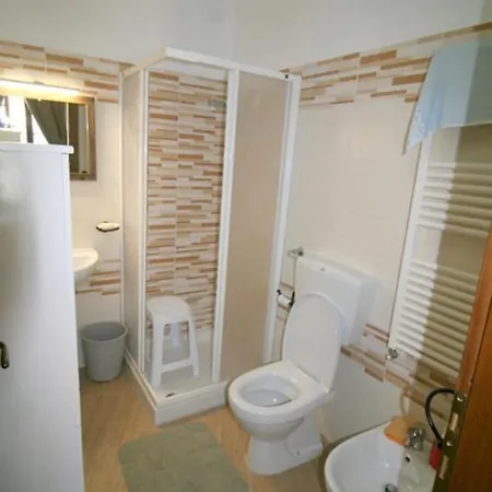 Castello Malaspina Di Bed & Breakfast 3*